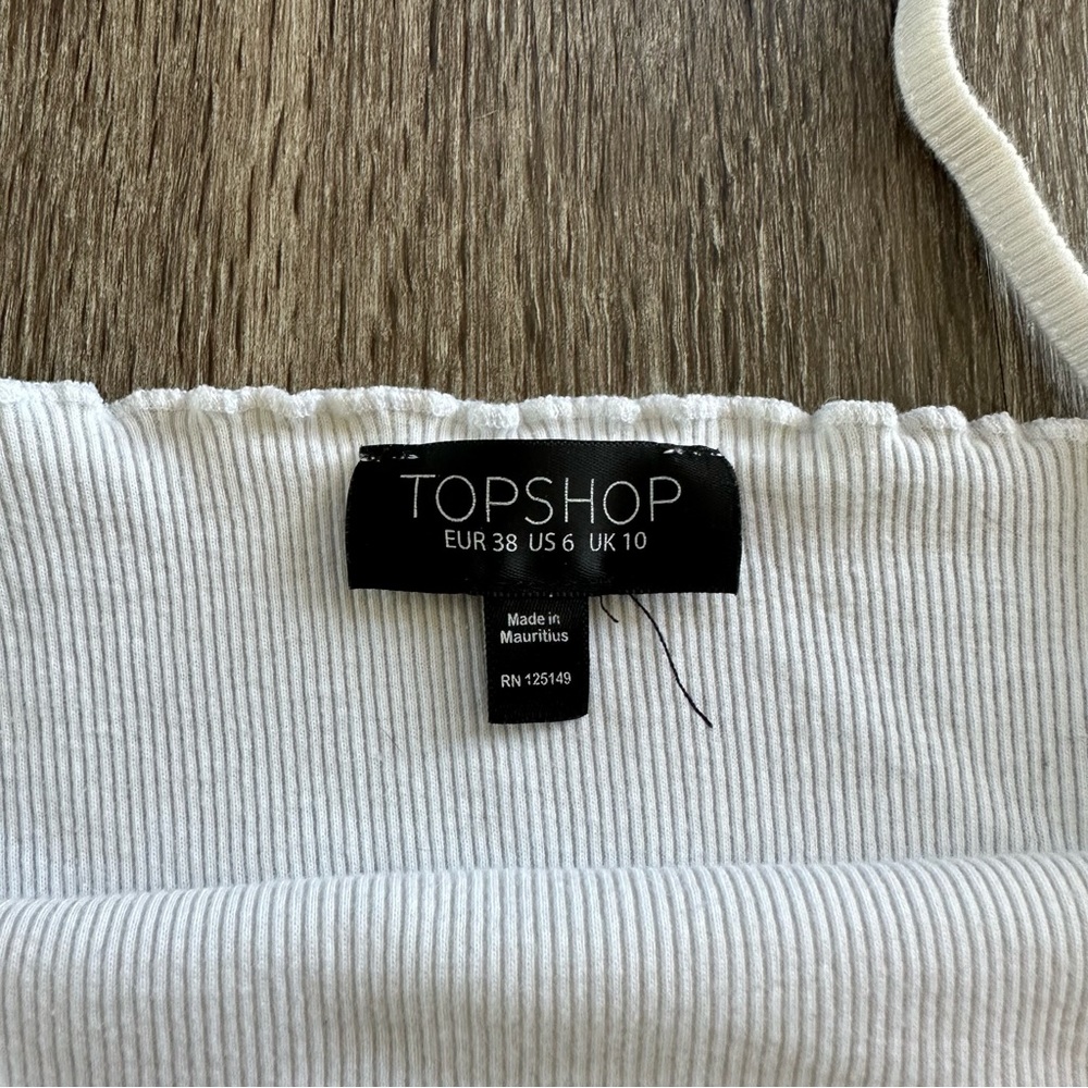 White Ruffle Hem Cropped Tank - Picture 4 of 5